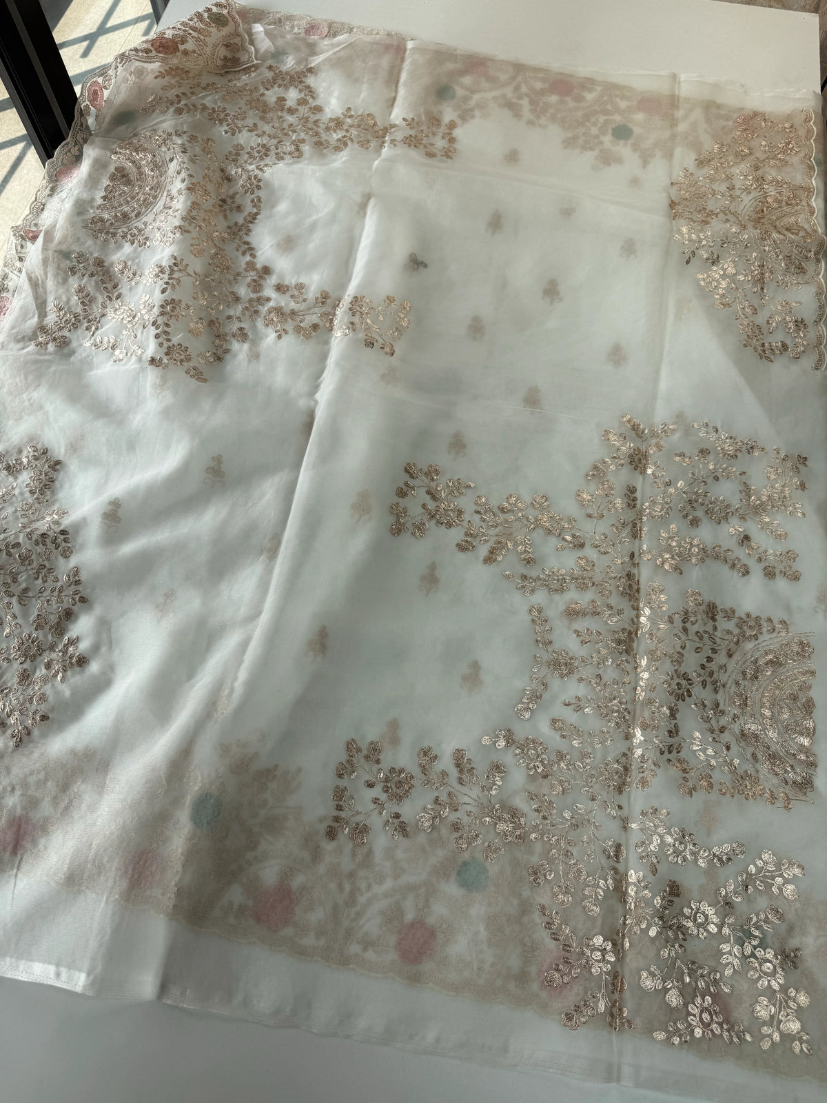 Premium soft organza saree/MC200