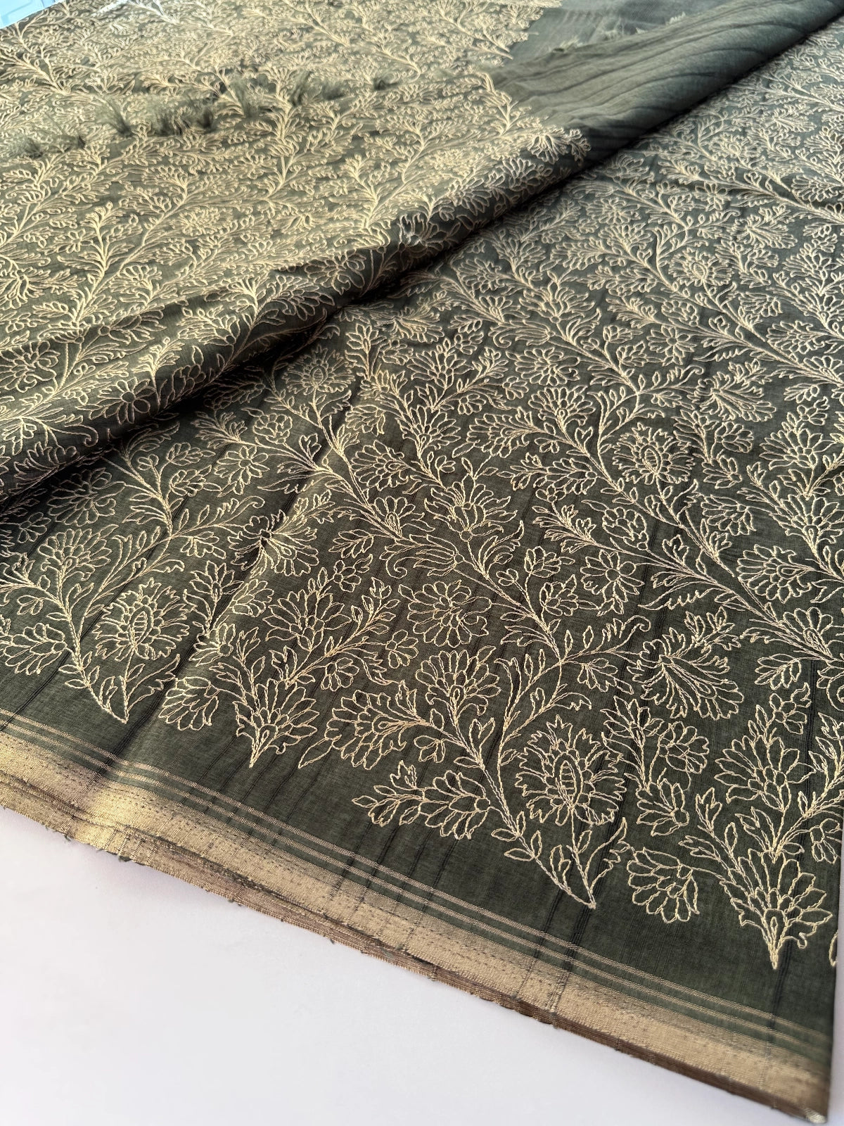 Semi Tussar Silk Saree / MD259