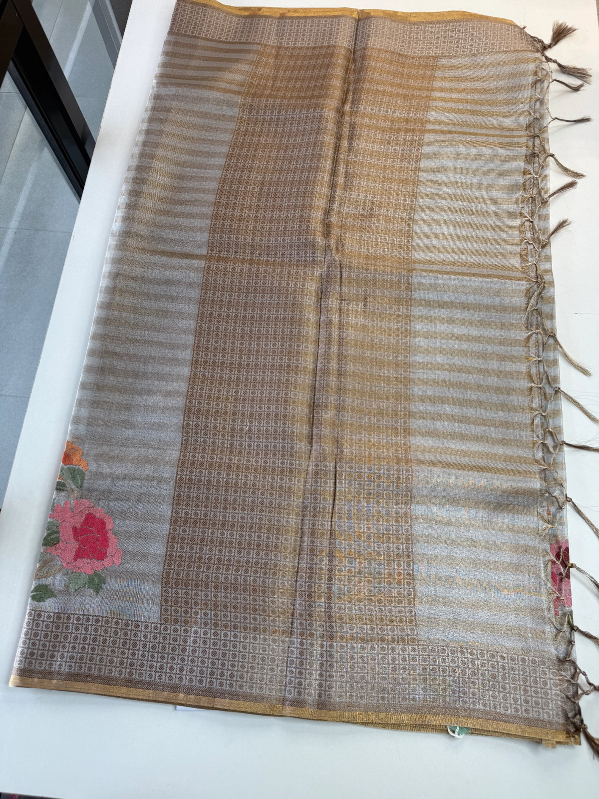 Tissue weaved Saree/ 268D