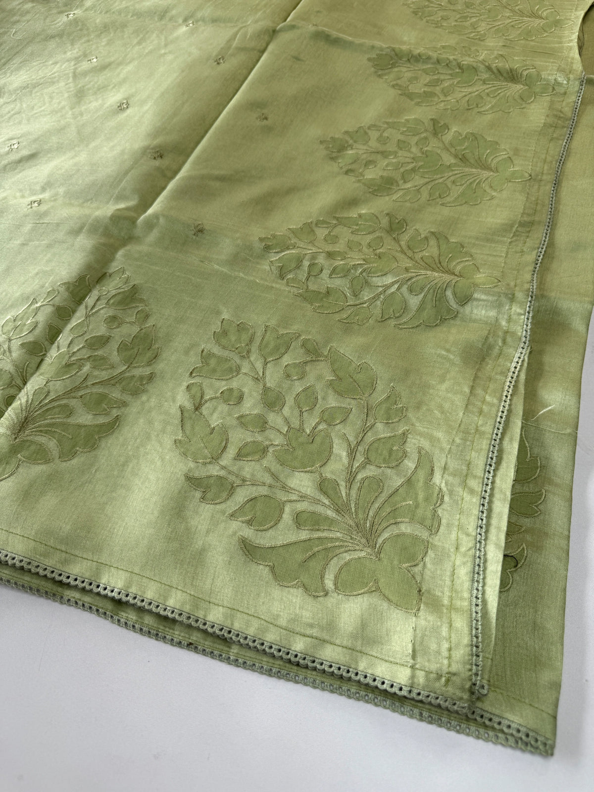 Slub Silk Saree/ 8004