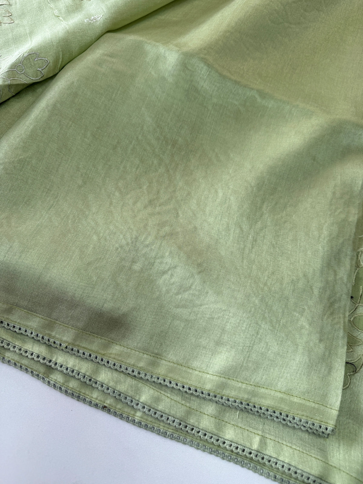 Slub Silk Saree/ 8004