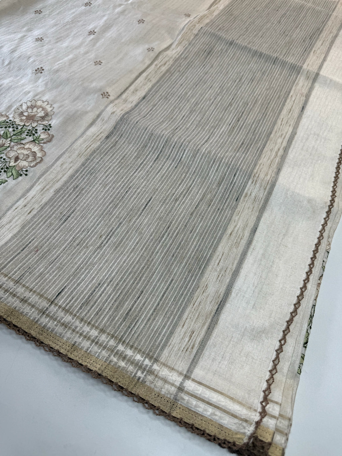 Soft semi Tussar saree/ SR192