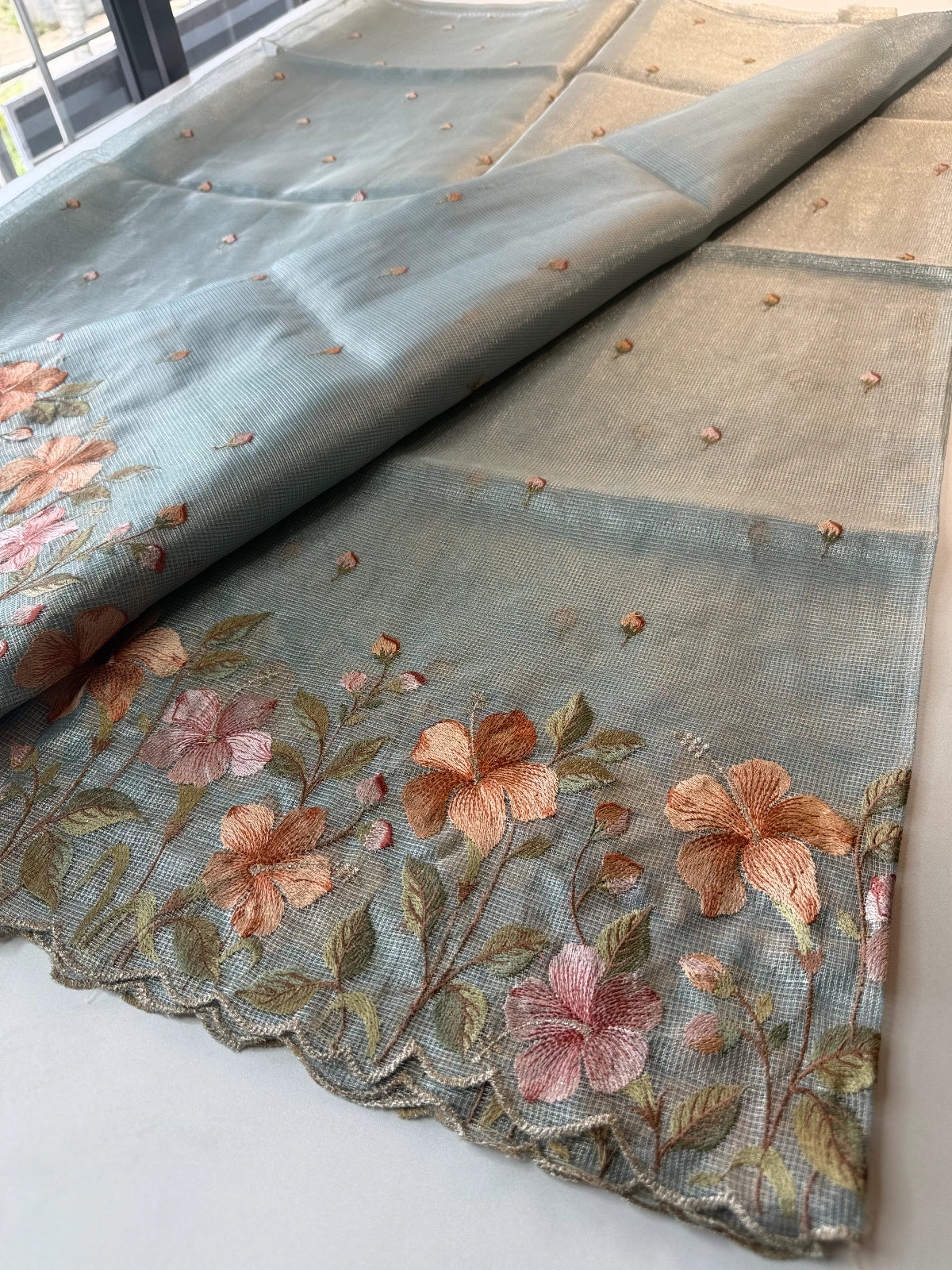 Tissue saree / 165G