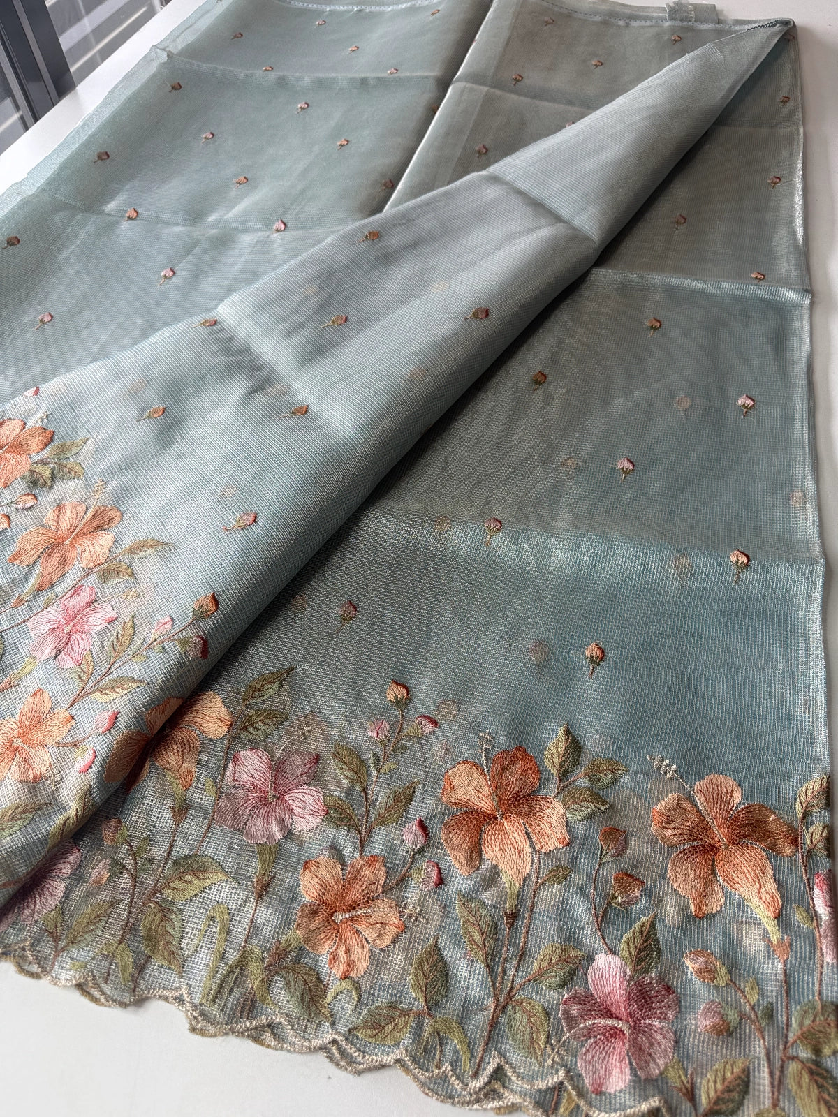 Tissue saree / 165G