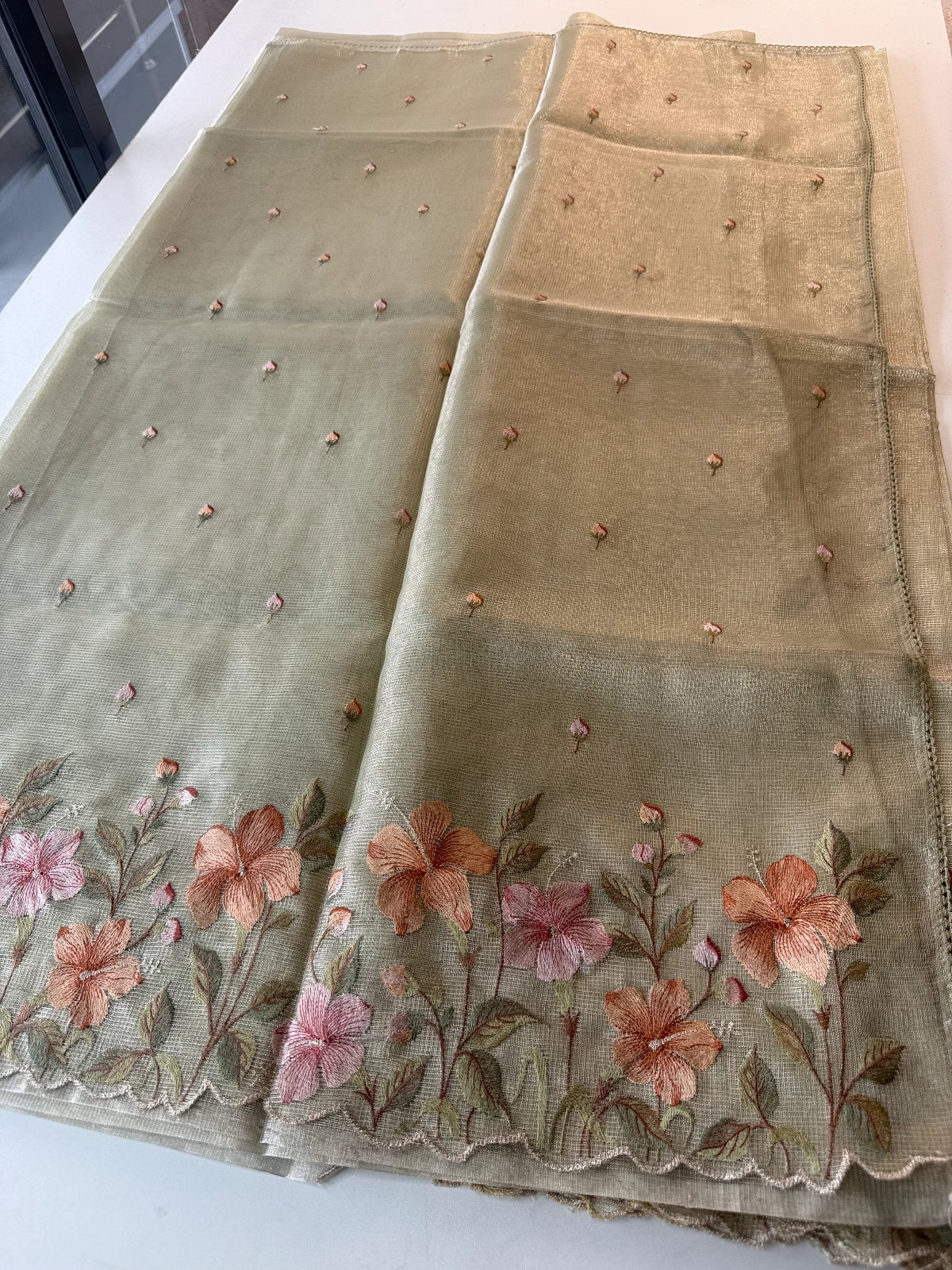 Tissue saree / 165G