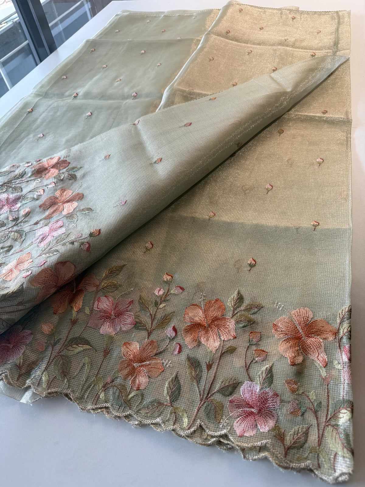 Tissue saree / 165G