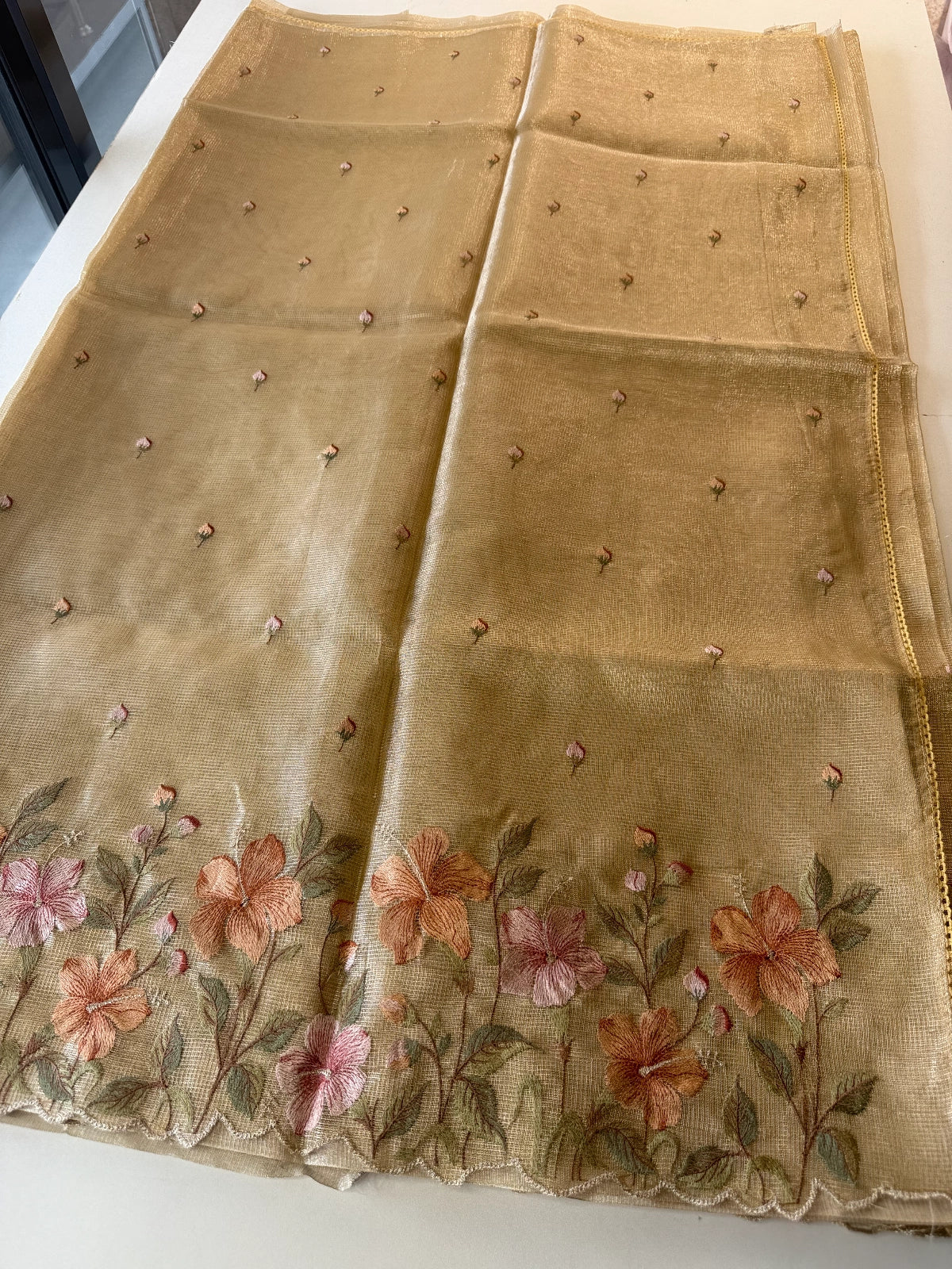 Tissue saree / 165G
