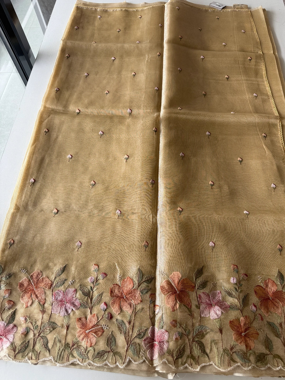 Tissue saree / 165G