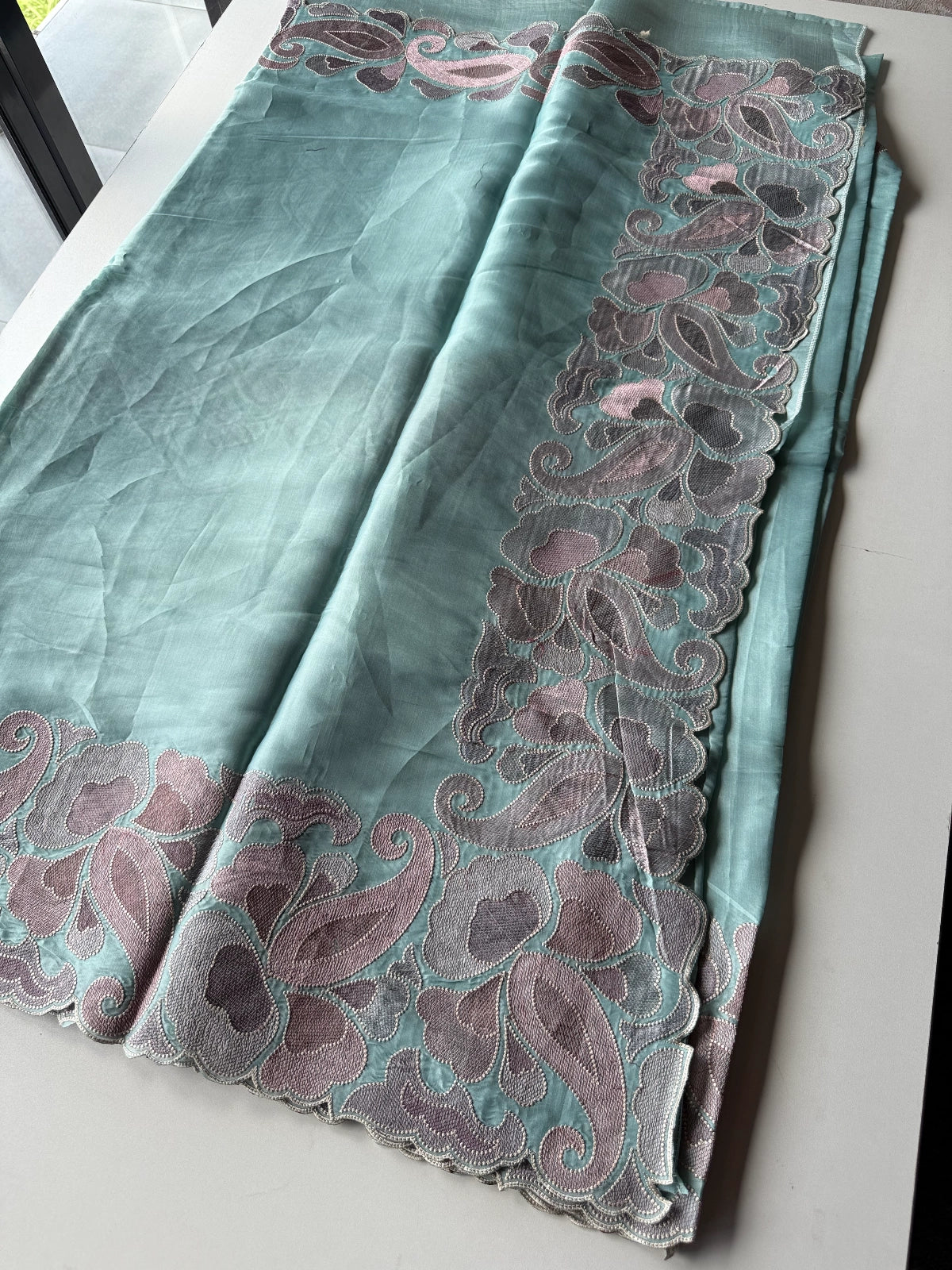 Dola Silk / 8016