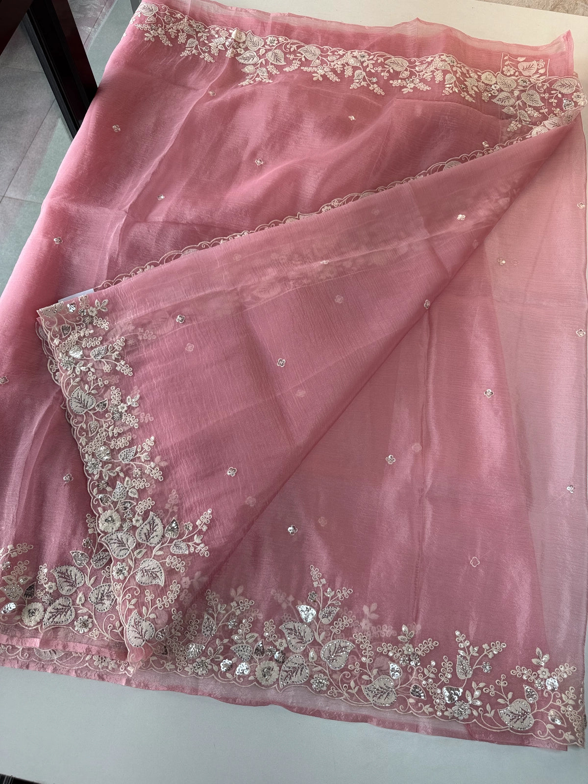 Crushed Crape Saree / MK01