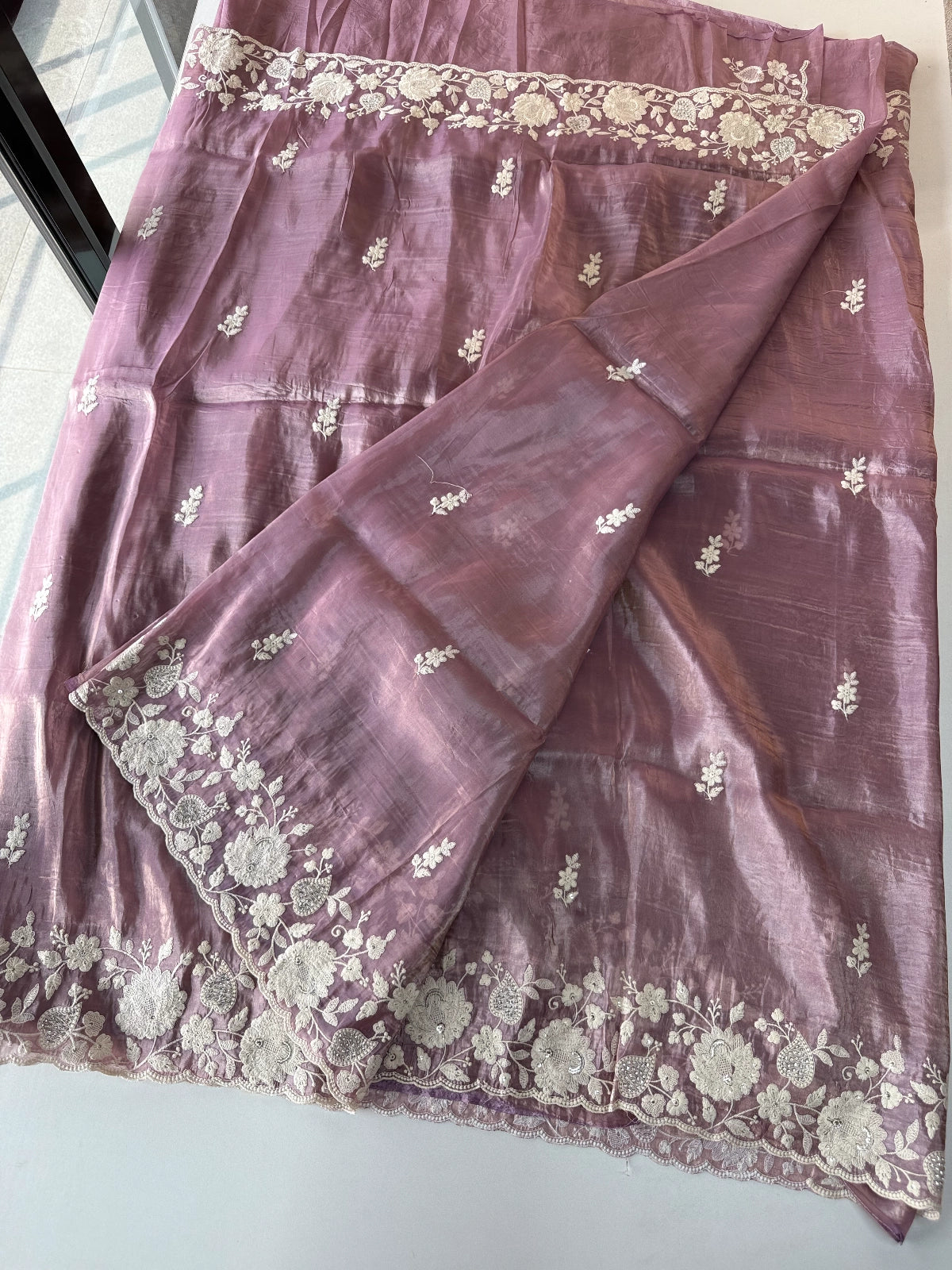 Crushed Organza Saree / MK01