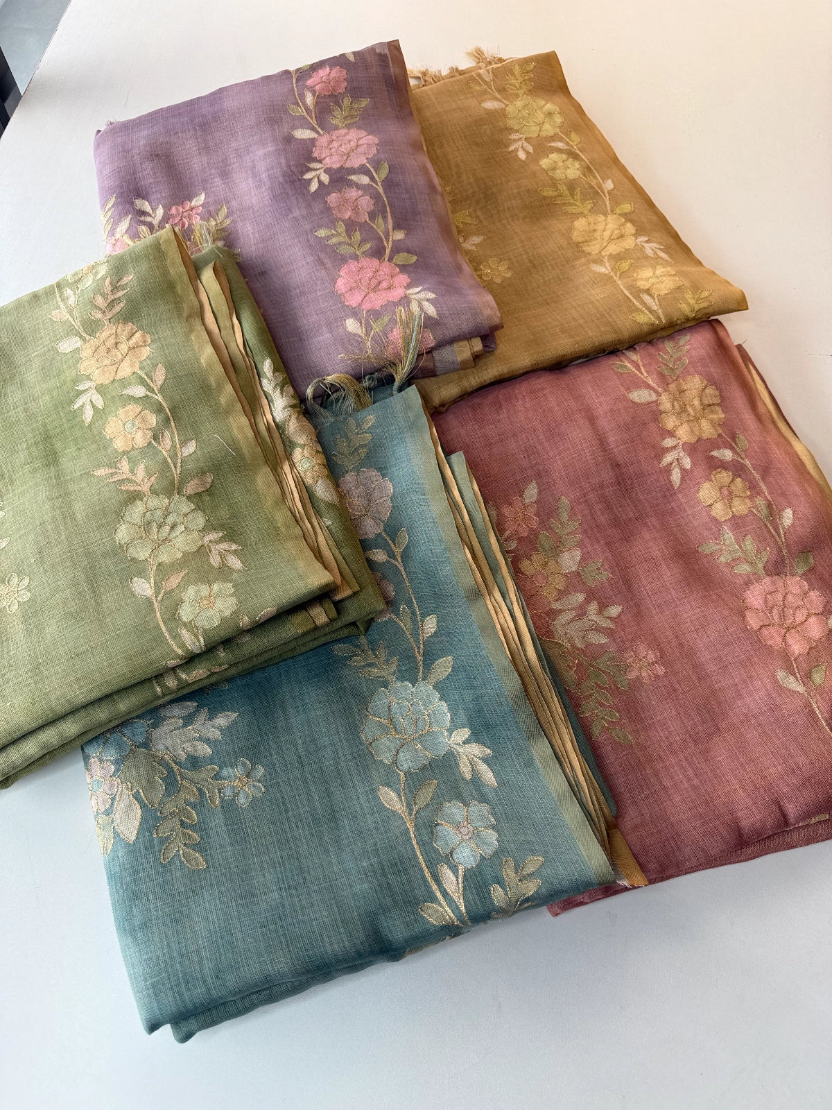 Tissue Linen Blend / S279GW
