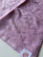 Silky Kotta / D5037
