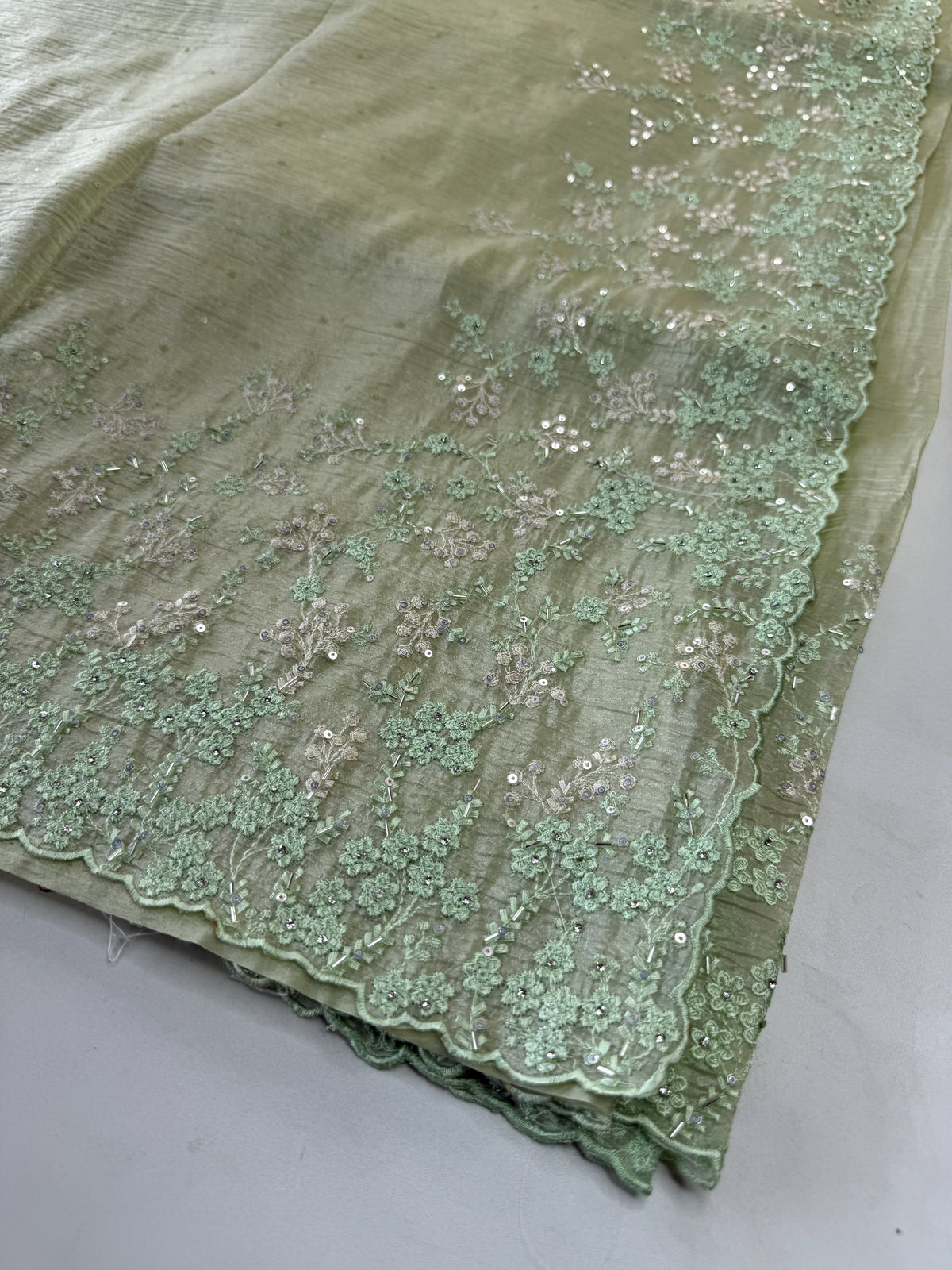 Crushed Crape Saree/ HW456