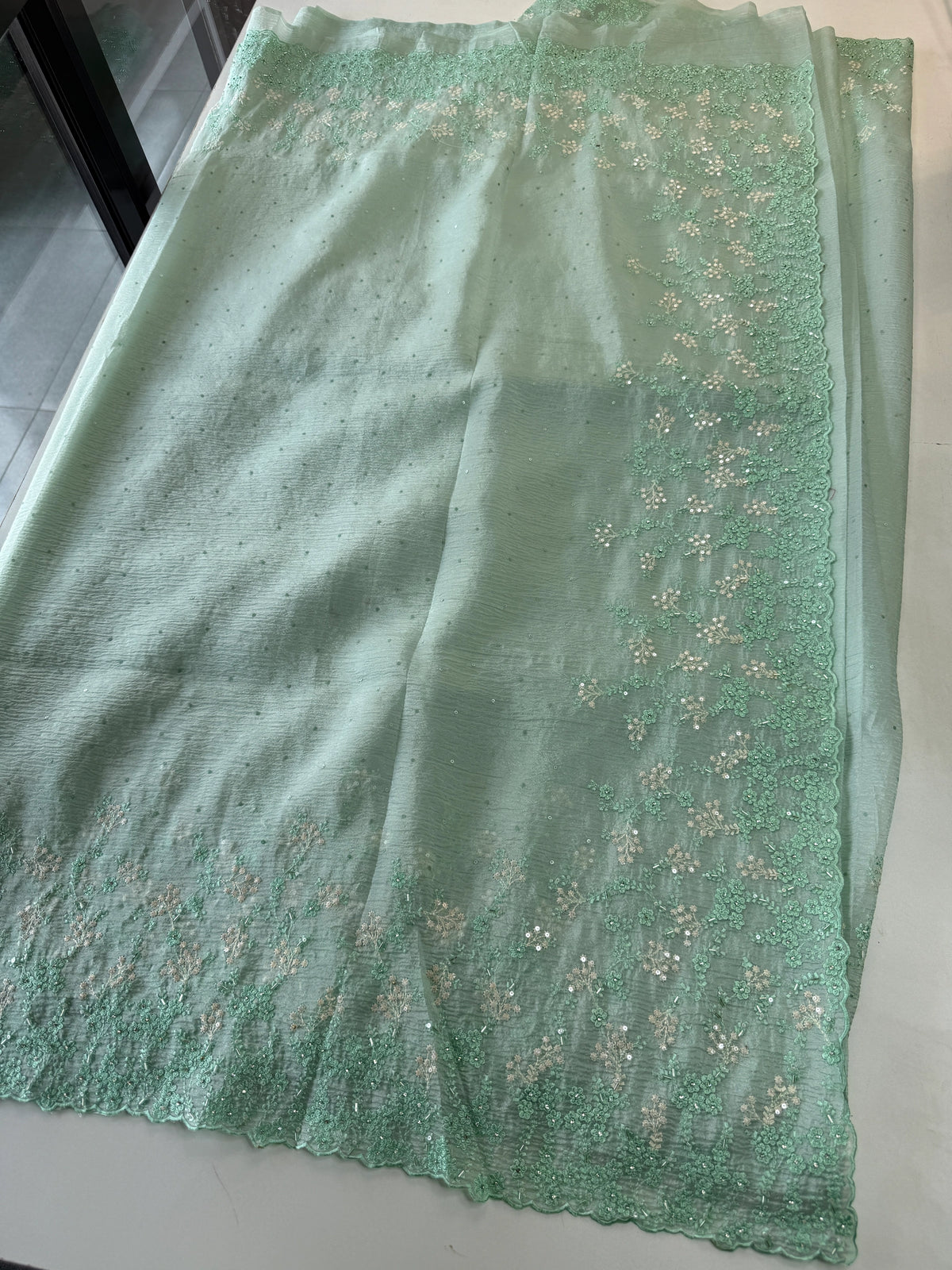 Crushed Crape Saree/ HW456