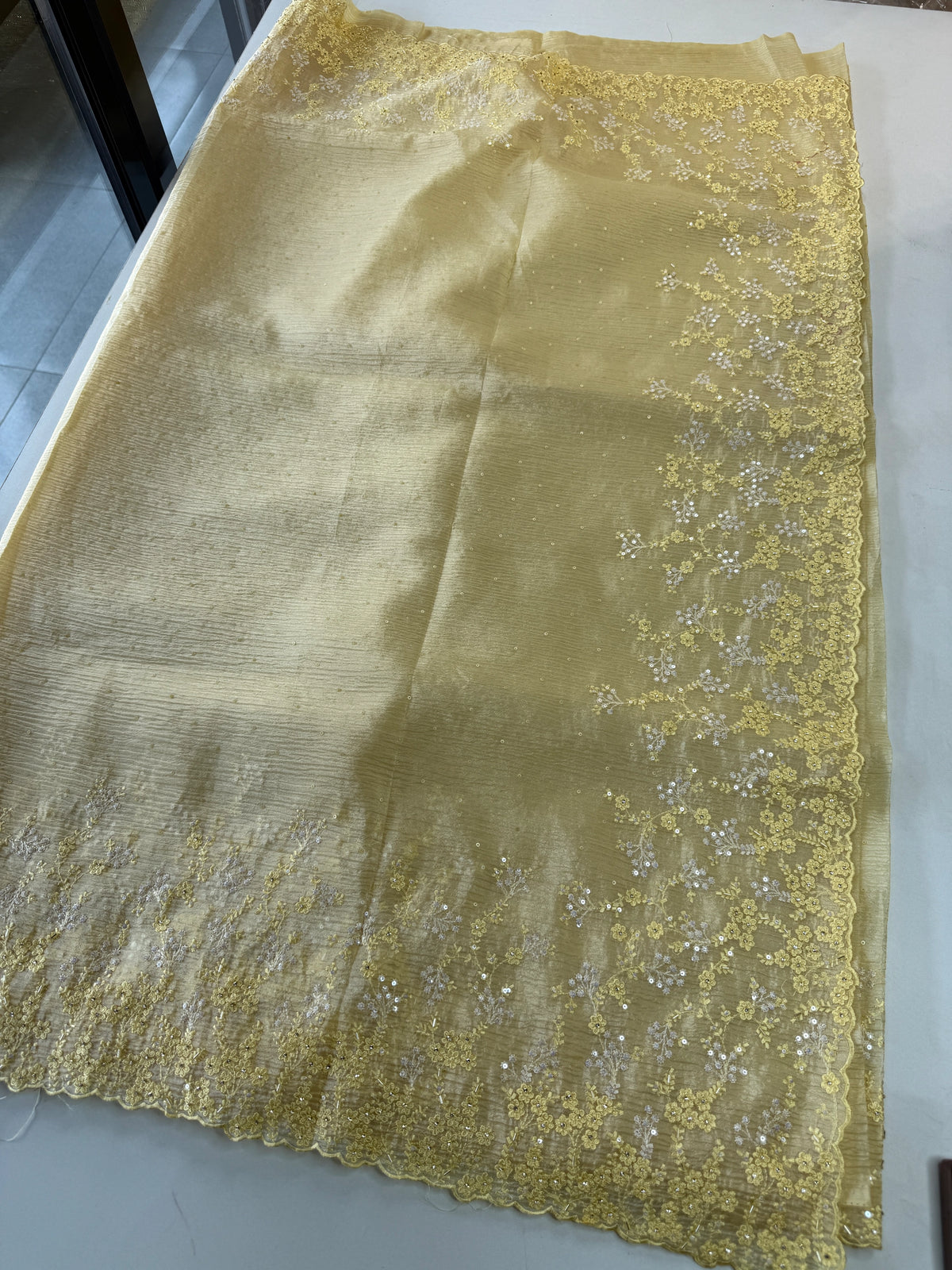 Crushed Crape Saree/ HW456