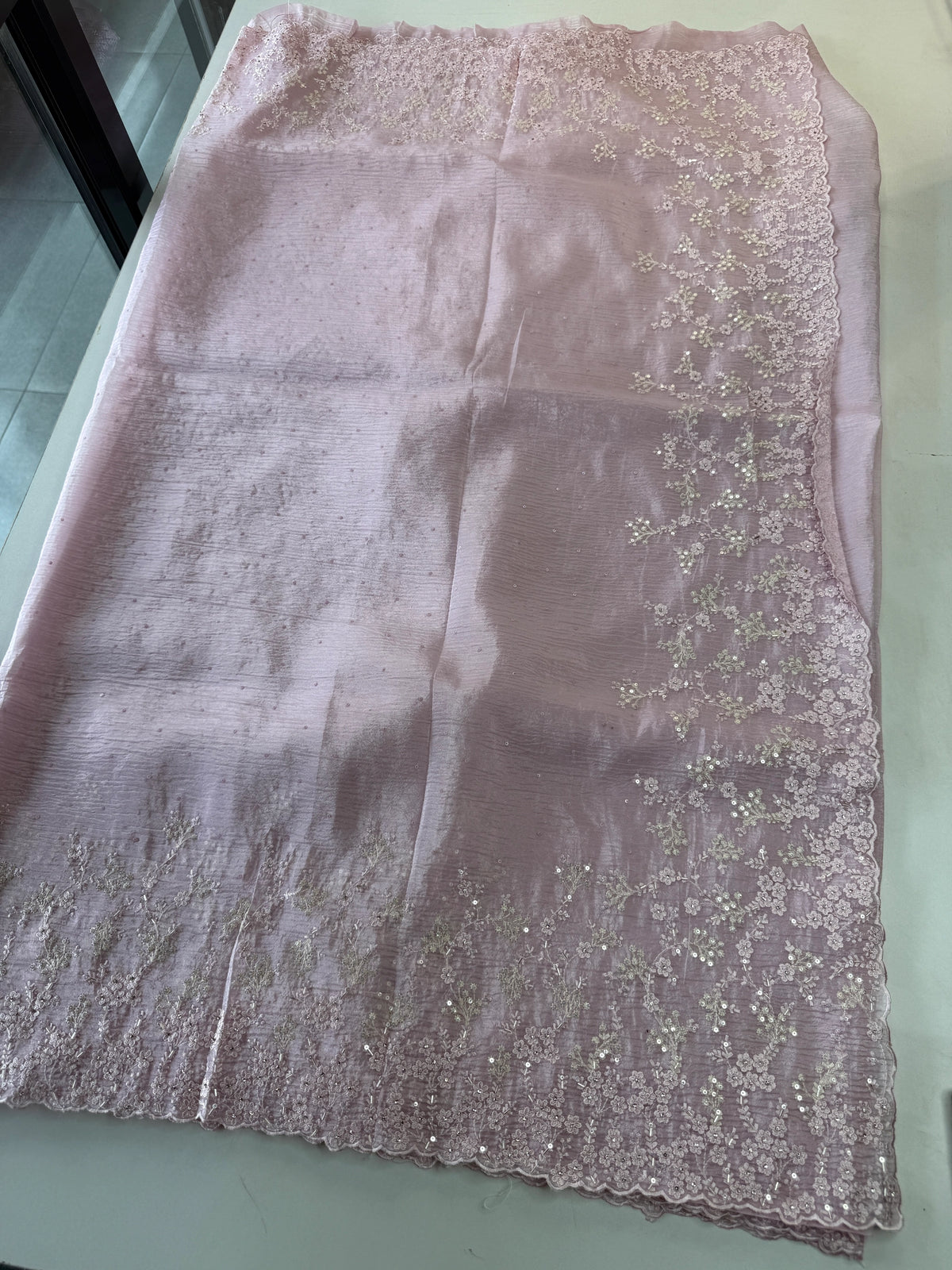 Crushed Crape Saree/ HW456