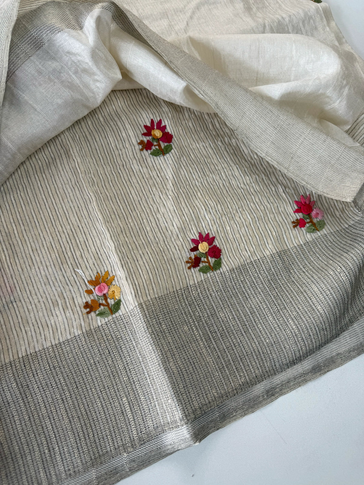 Soft semi Tussar saree/ DSS01