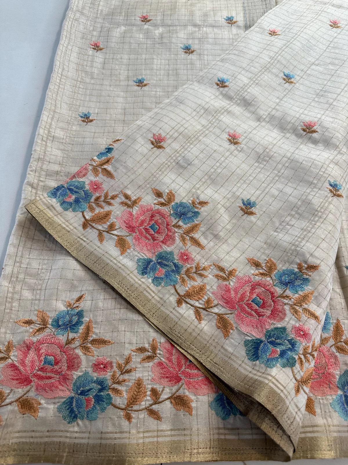 Semi Tussar /1180