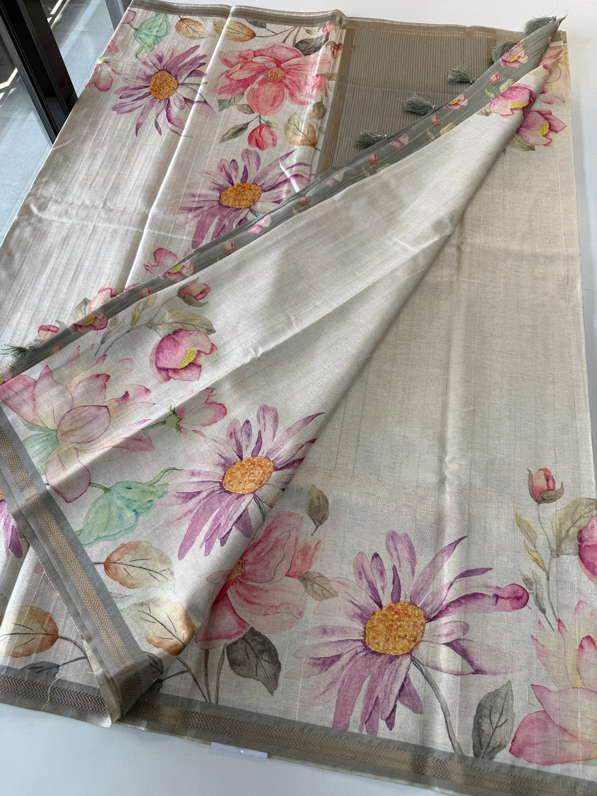 Soft Semi Tussar Saree / AD07