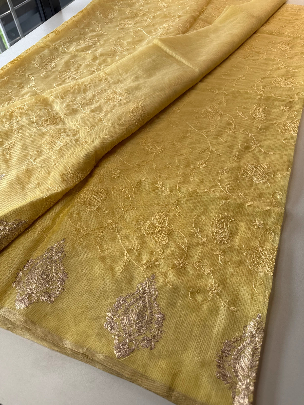 Silky kotta / ACN02