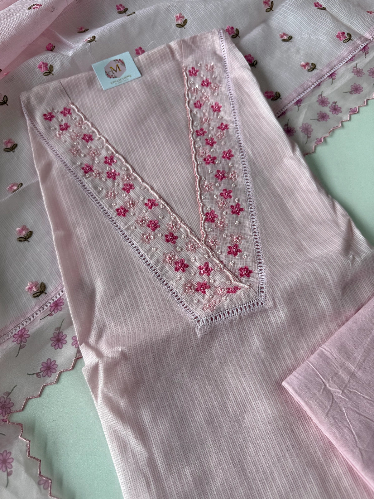 Silky kotta / U4877