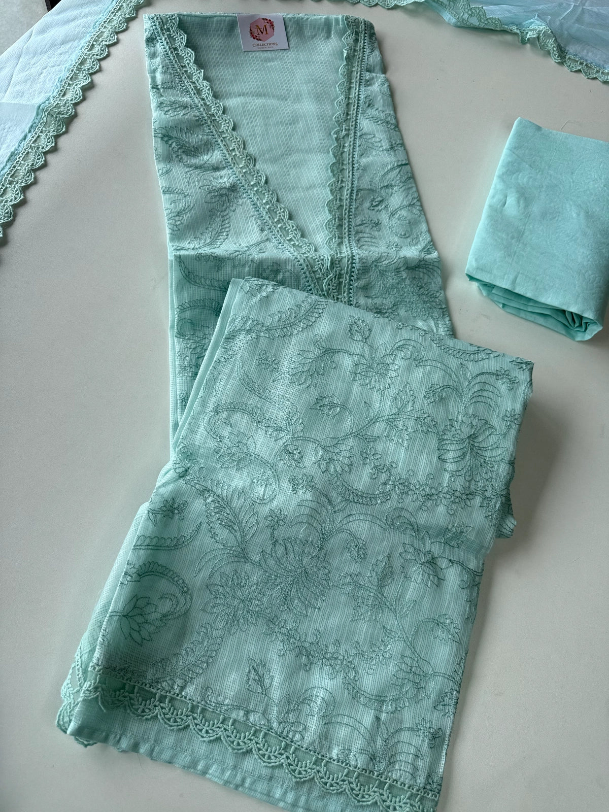 Silky kotta / U4955