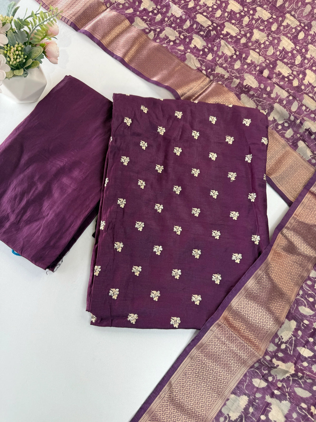 Unstitched salwar set in soft semi silk /U4664