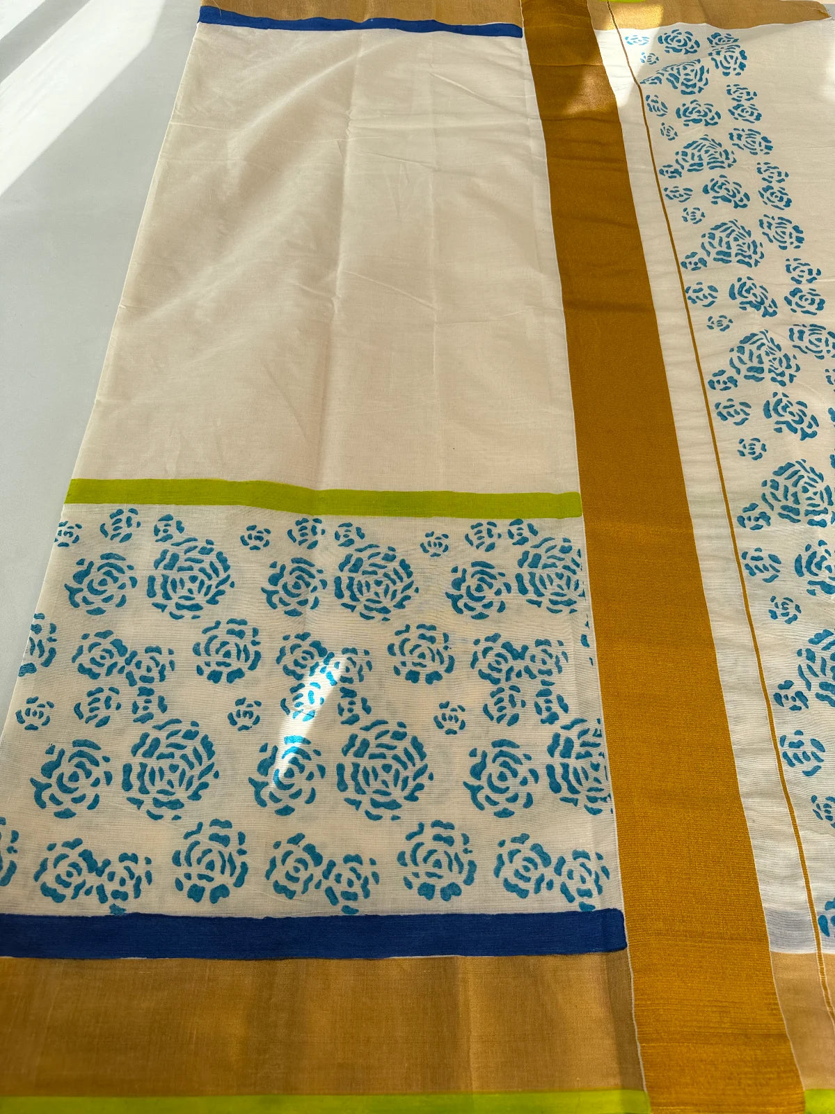 Onam / HB07