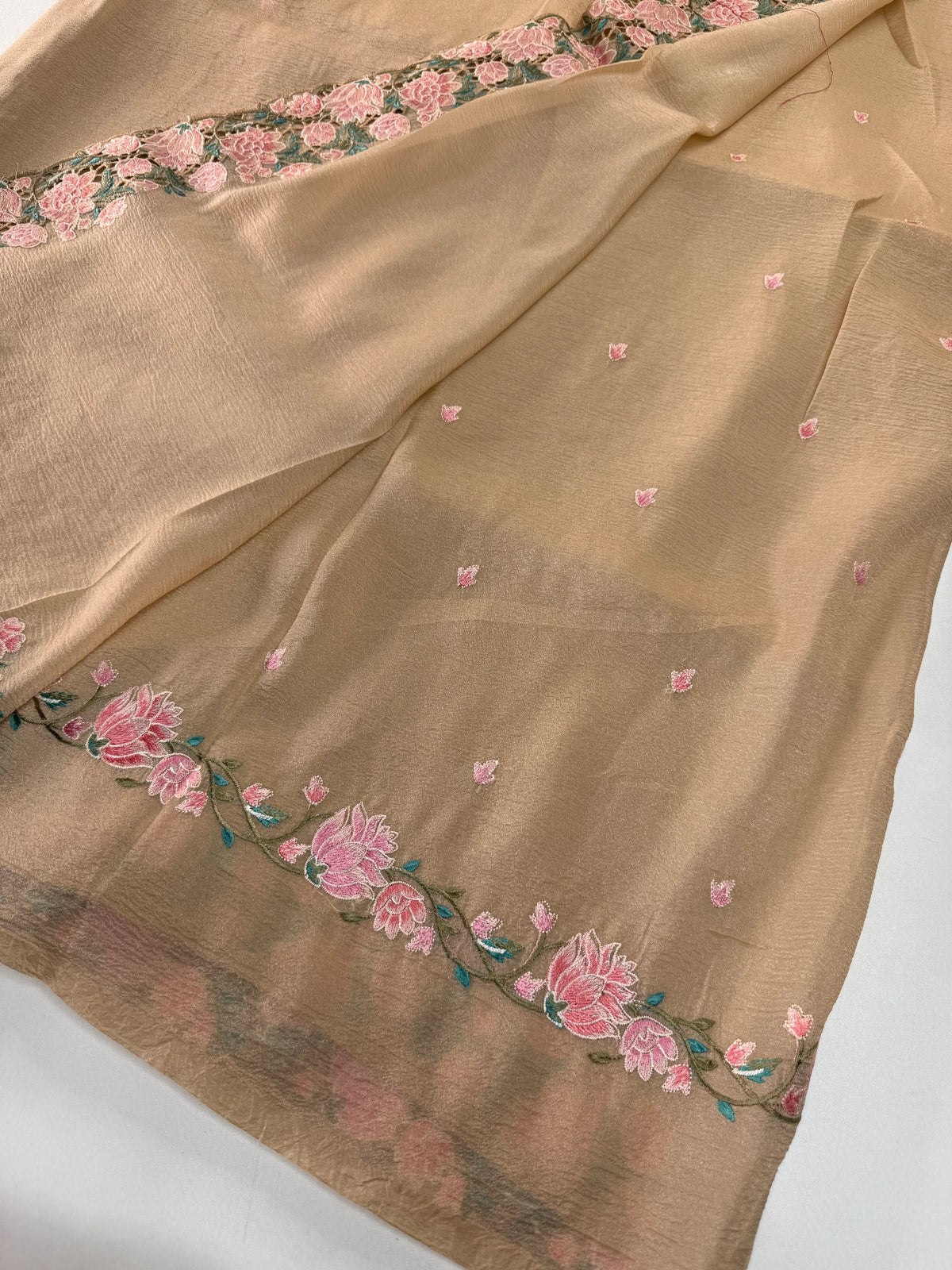 Crushed crape saree / SA7960