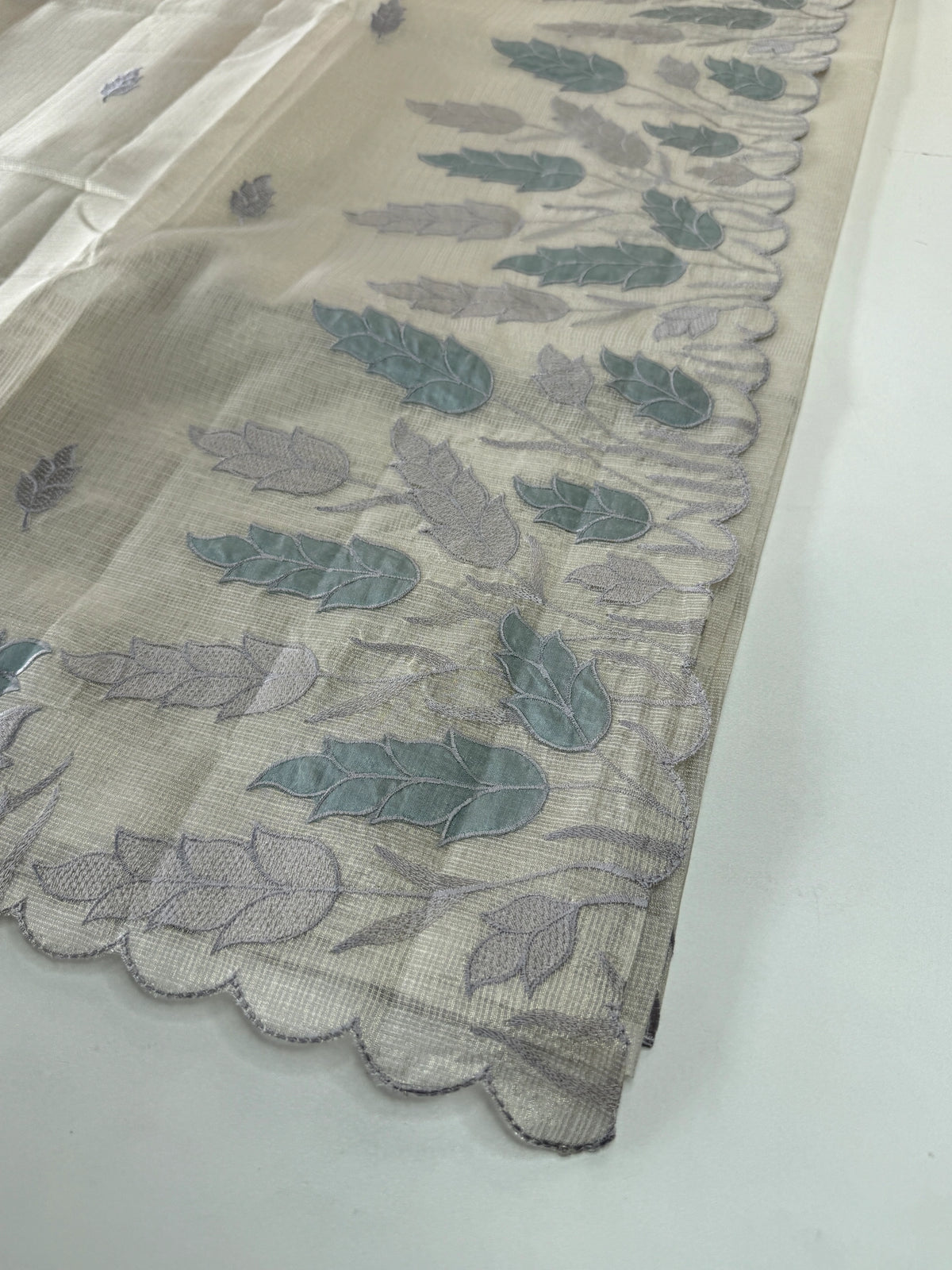 Tissue Saree (Silver)/ 121EFS