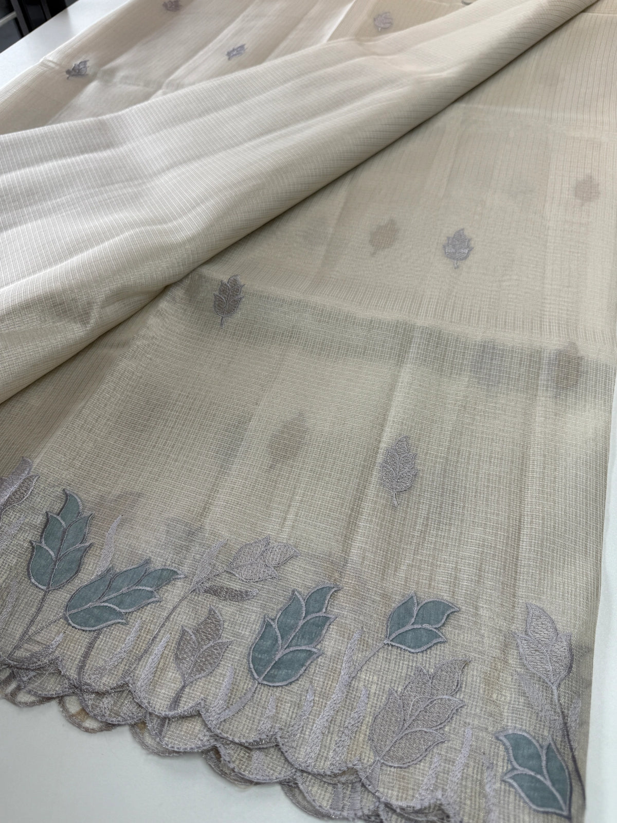 Tissue Saree (Silver)/ 121EFS