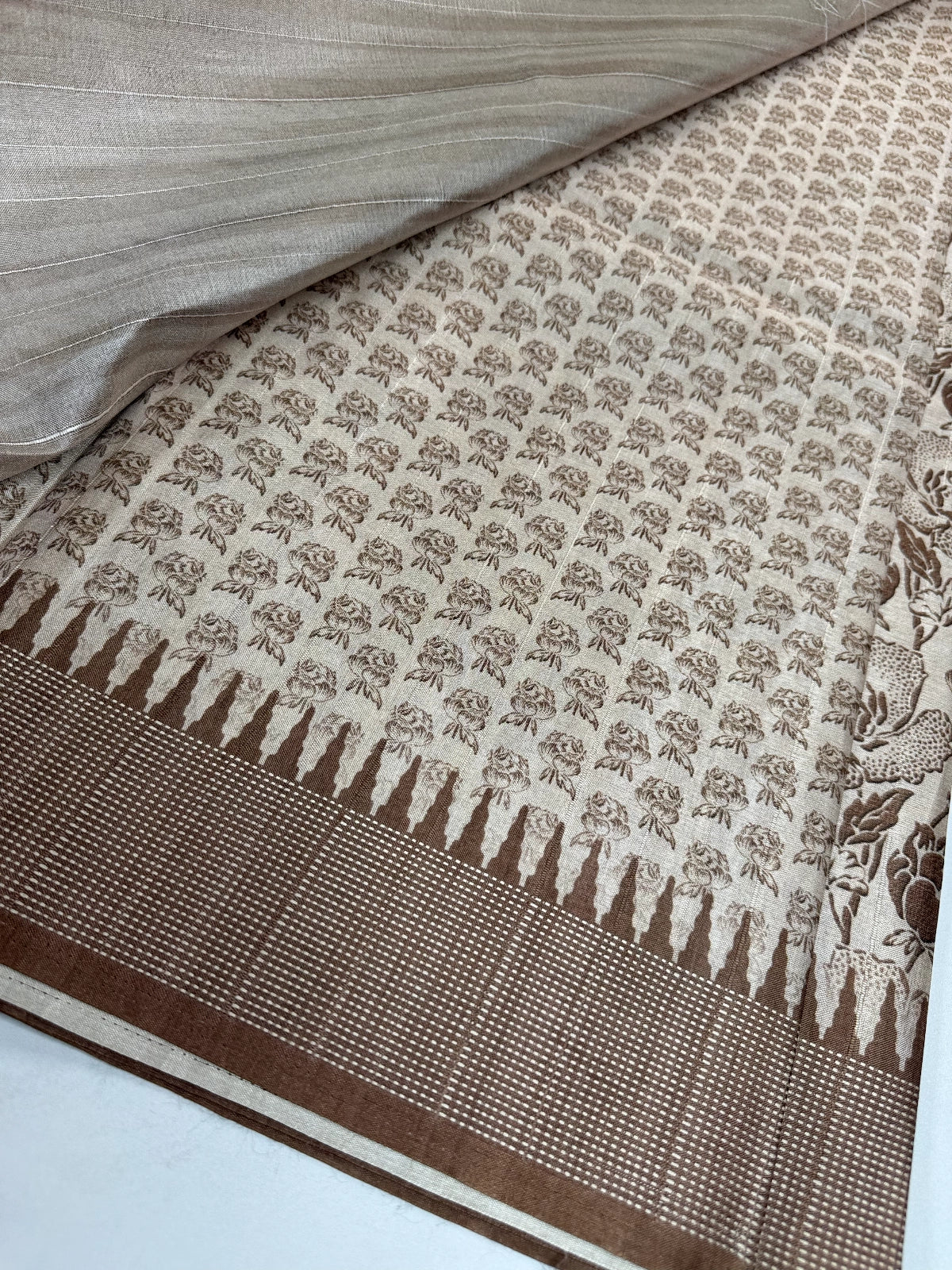 Semi Silk Saree / 1175