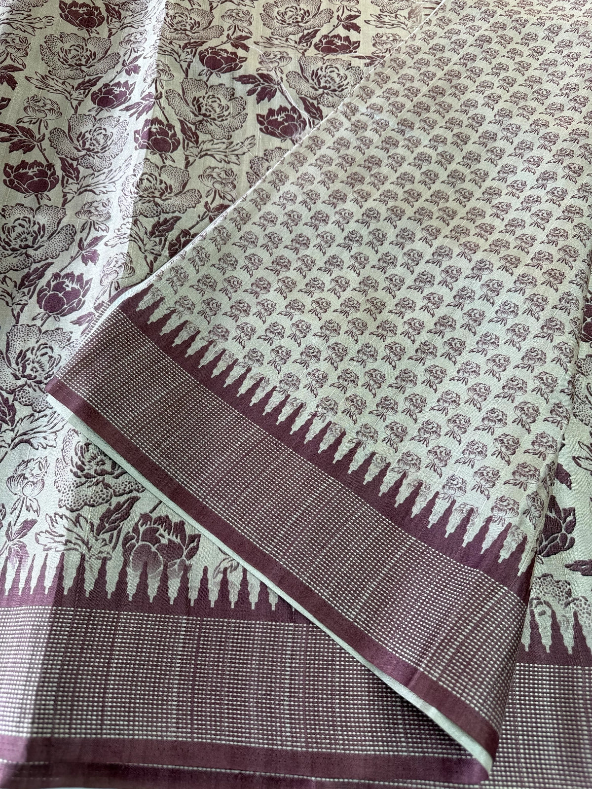 Semi Silk Saree / 1175