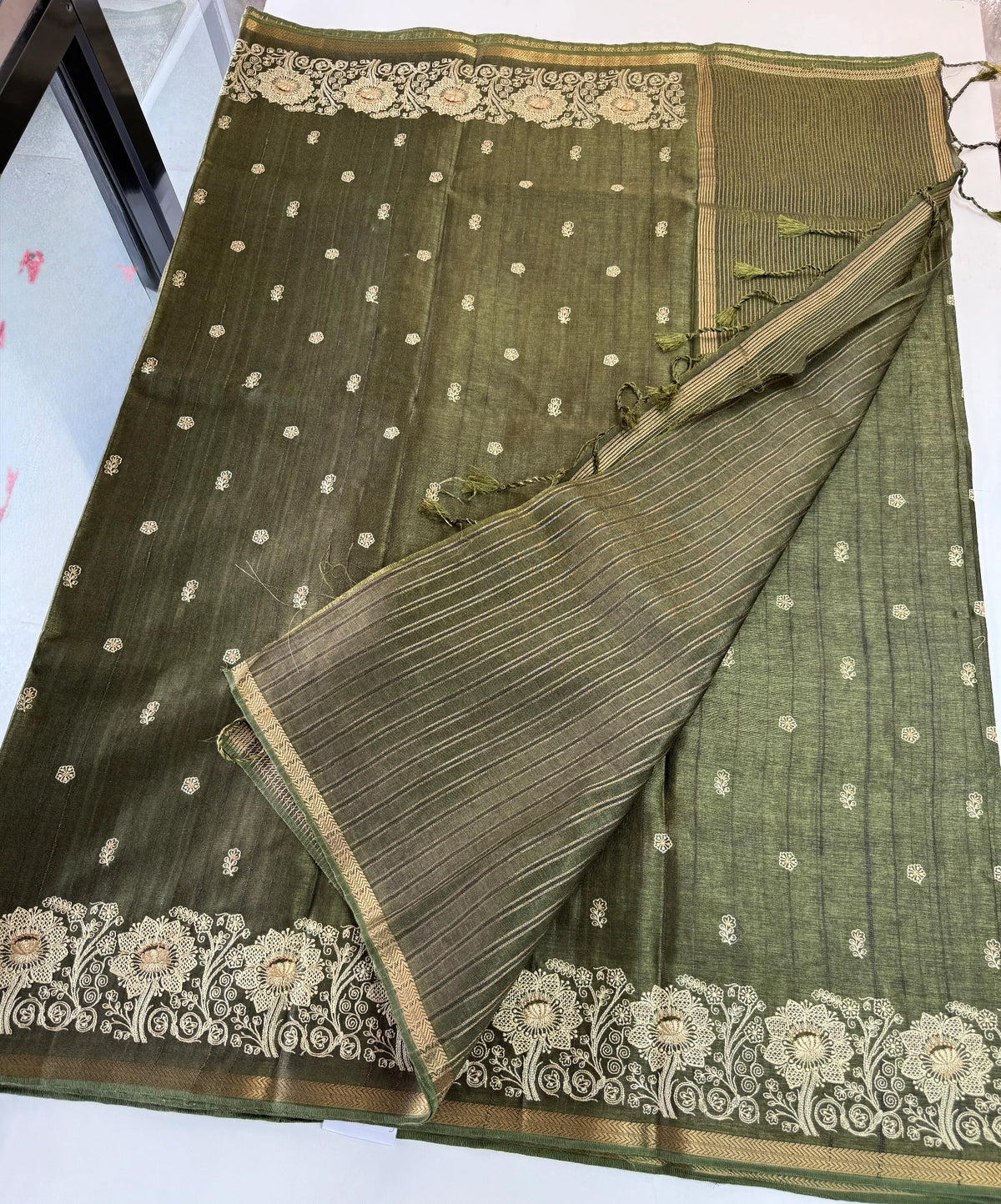 Soft semi Tussar saree/ D181