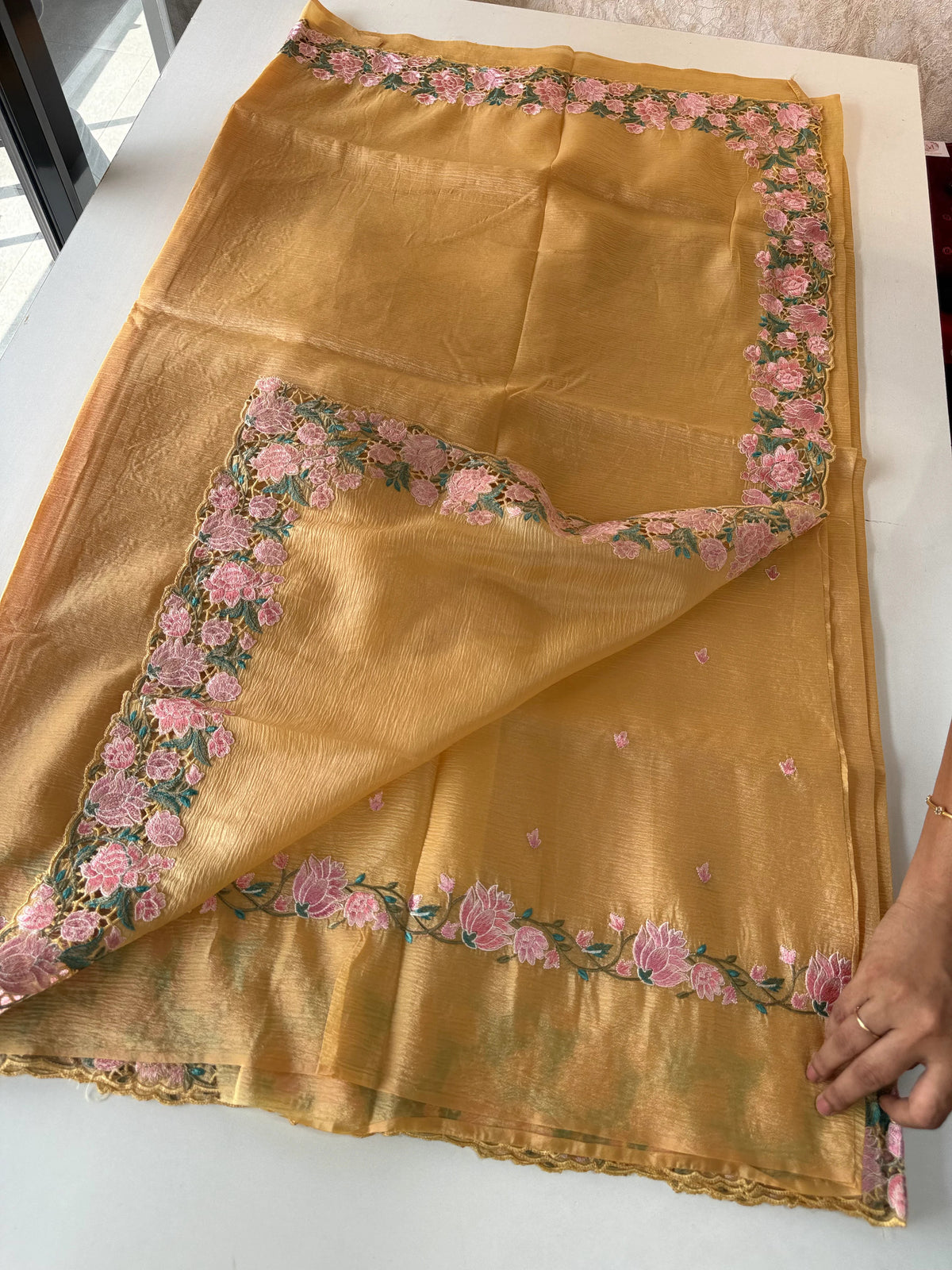 Crushed crape saree / SA7960