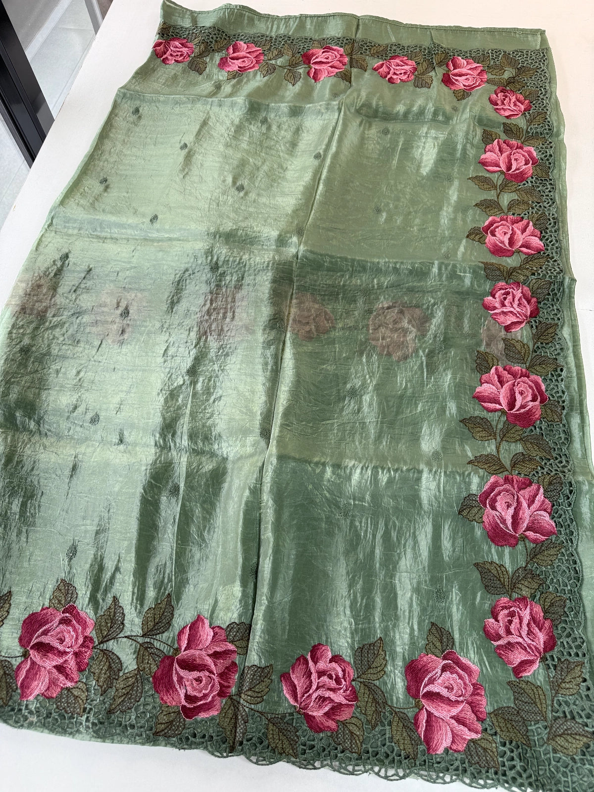Crushed Oragnza Saree / SC8129