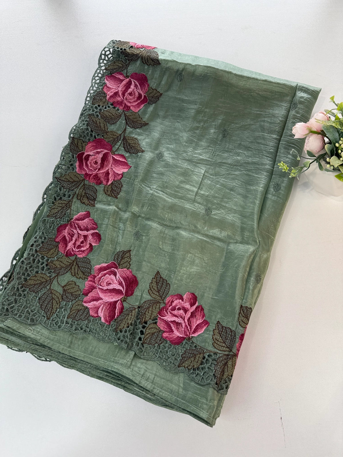 Crushed Oragnza Saree / SC8129