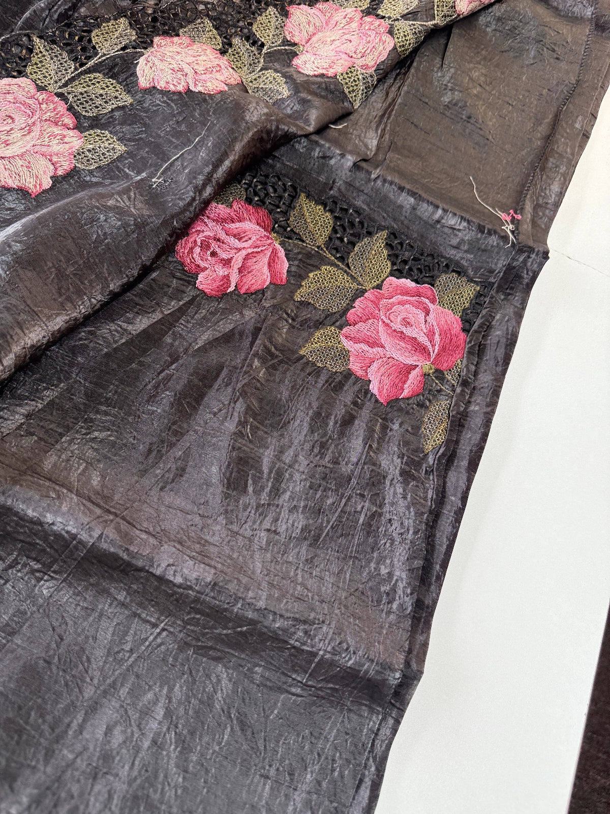 Crushed Oragnza Saree / SC8129