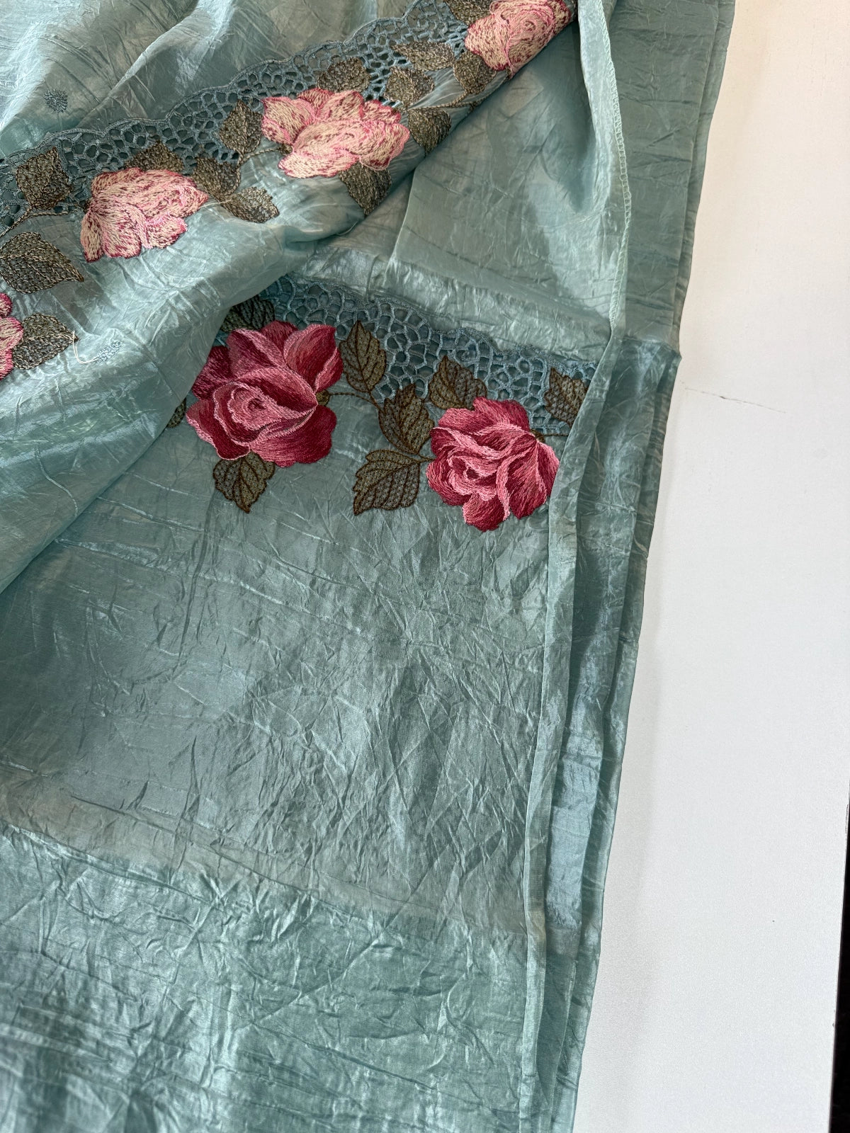 Crushed Oragnza Saree / SC8129