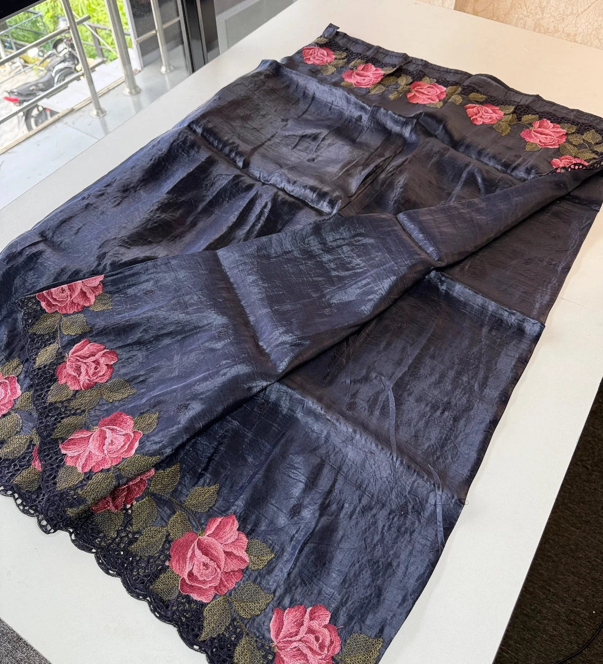 Crushed Oragnza Saree / SC8129
