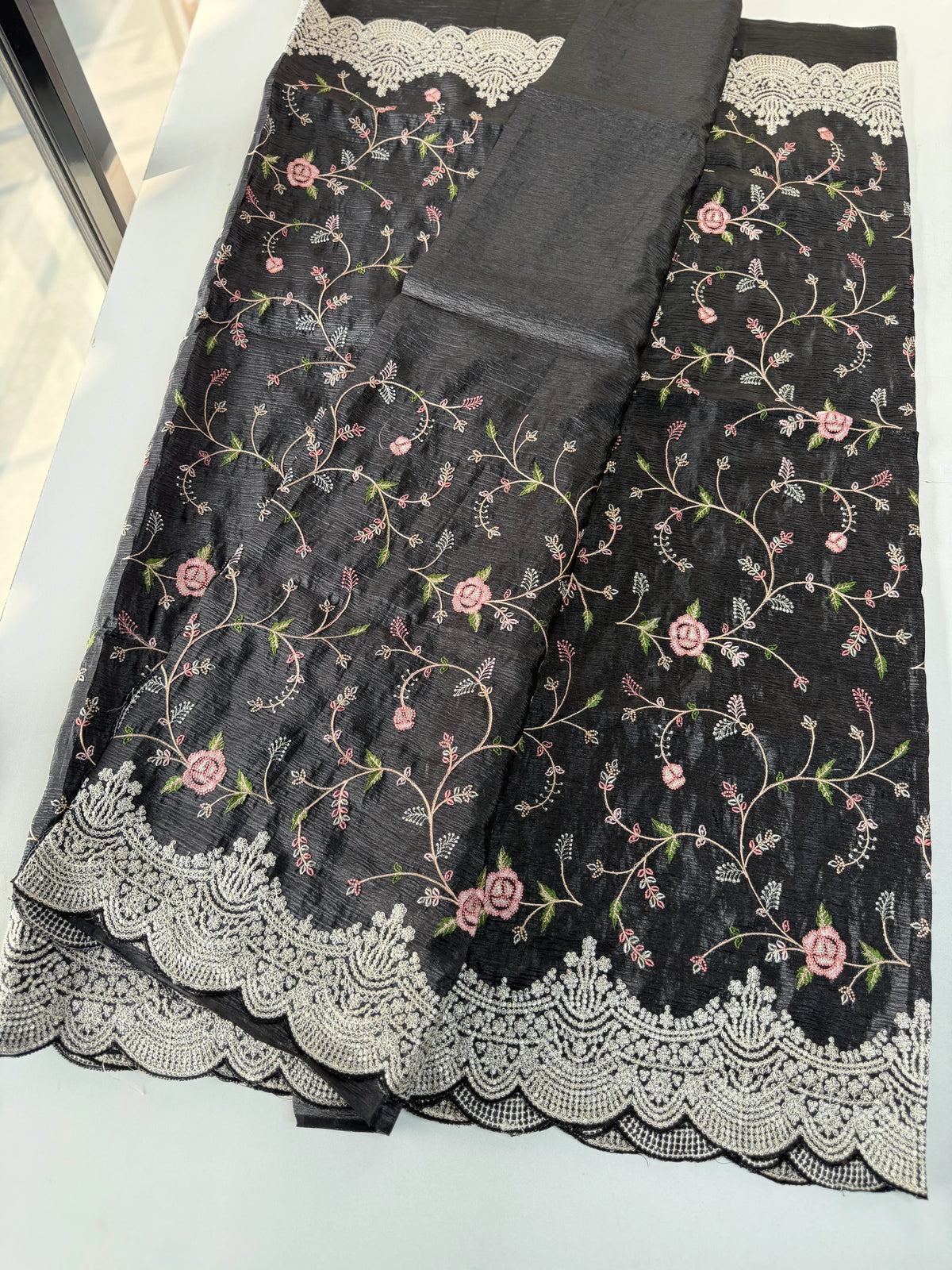 Crushed Crape Saree/ SC75