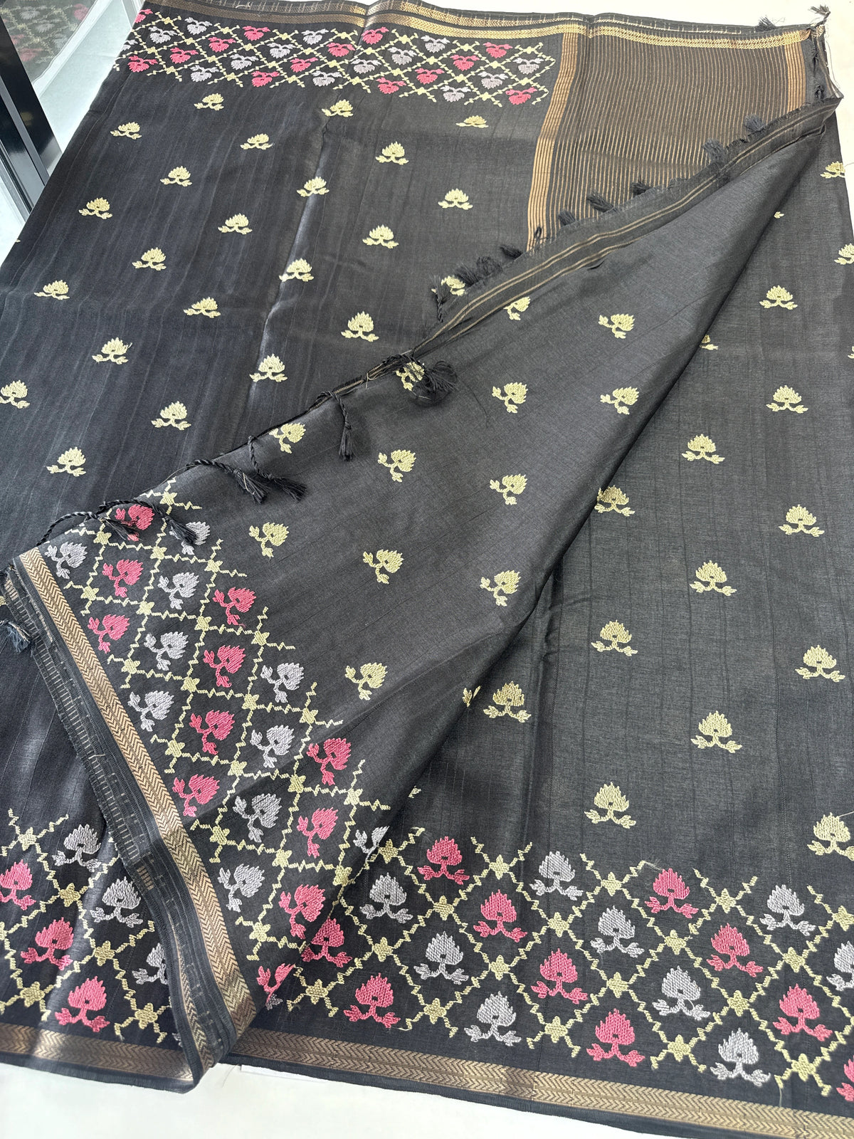 Soft semi Tussar saree/DP385