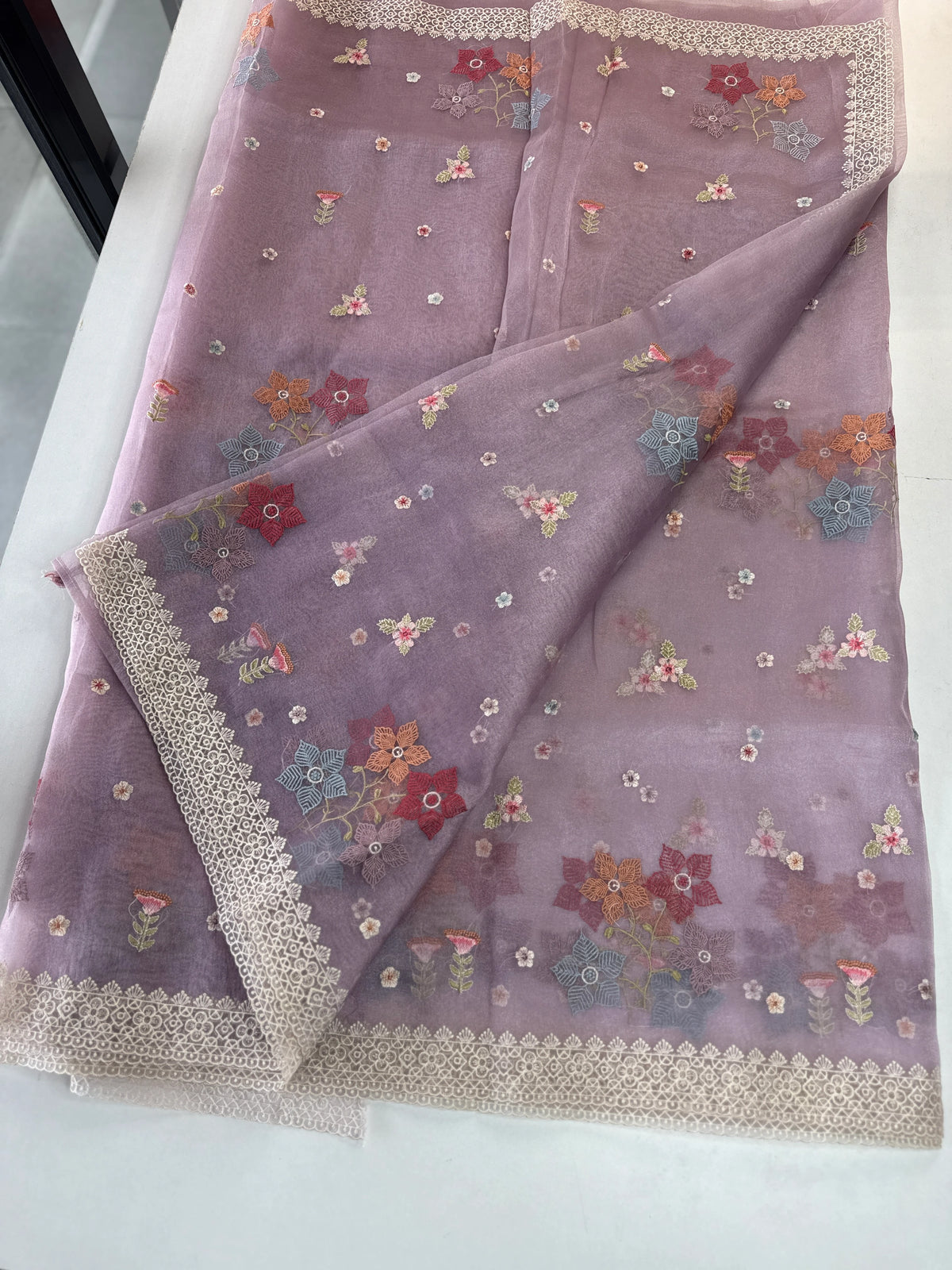 Crushed Tissue Saree/ CW323