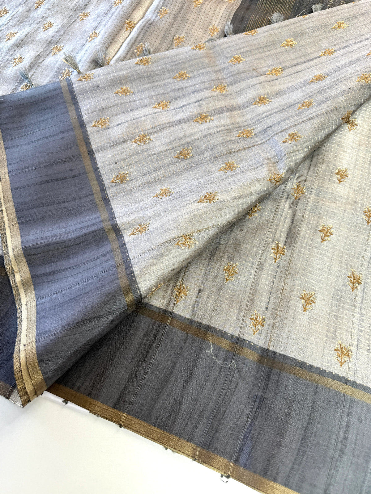 Semi Tussar saree/ D363