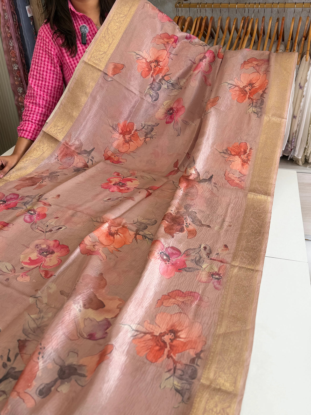 Flowy tissue saree / 229
