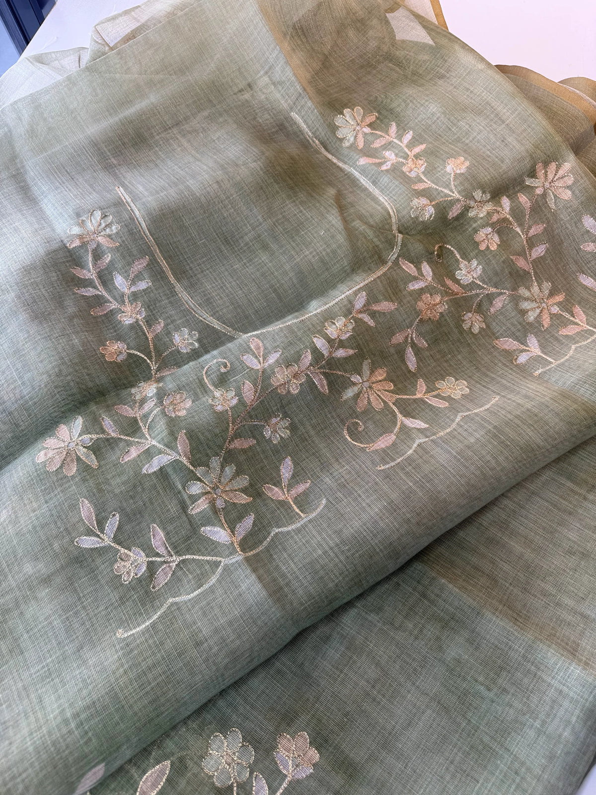Tissue linen blend /4417