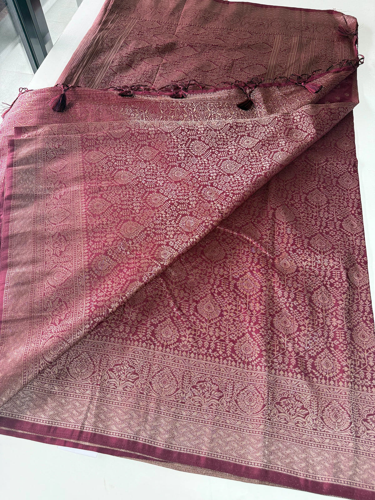 Soft Georgette Banarasi weaved saree/ AY101