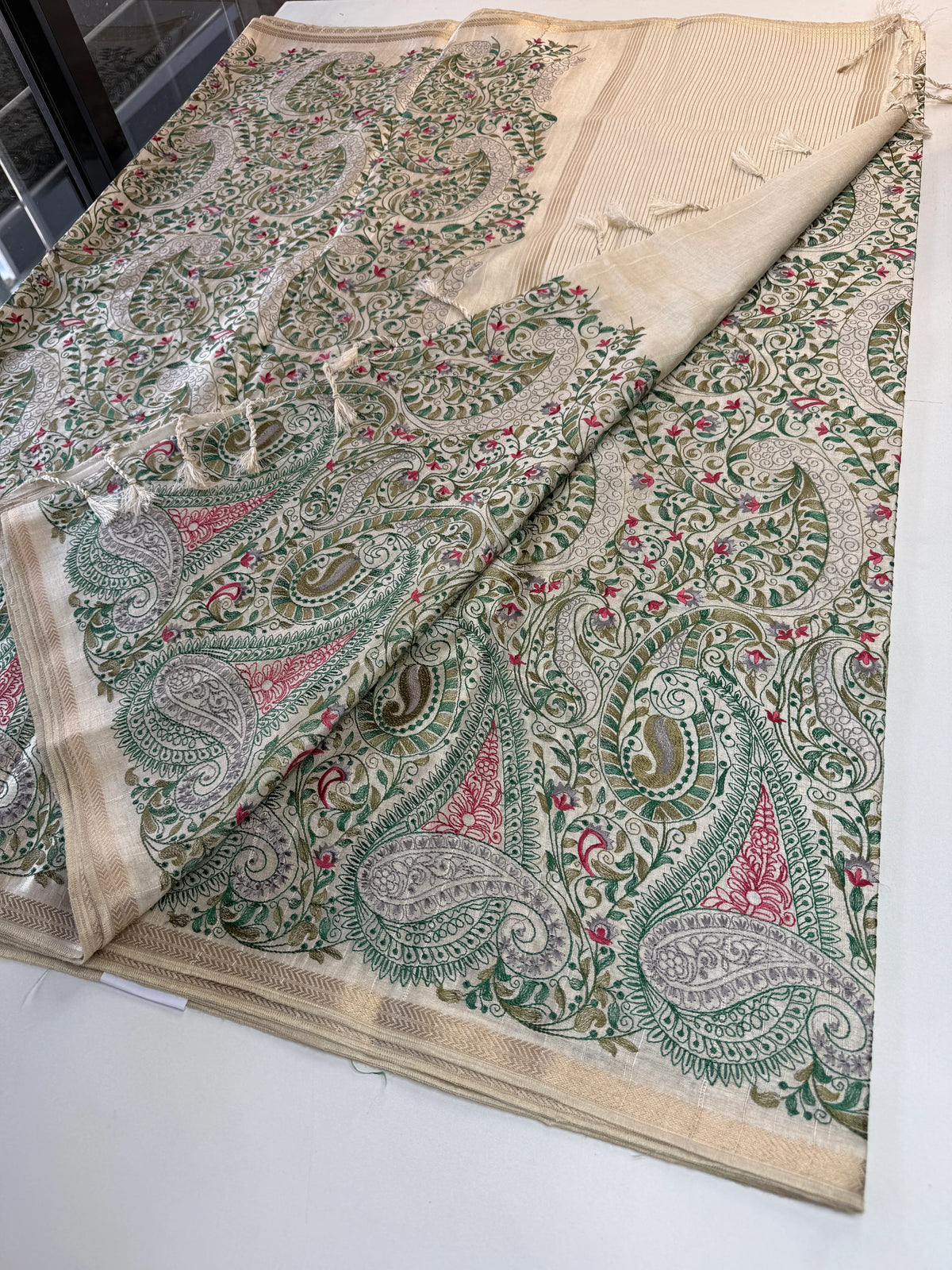 Soft semi Tussar/FG158