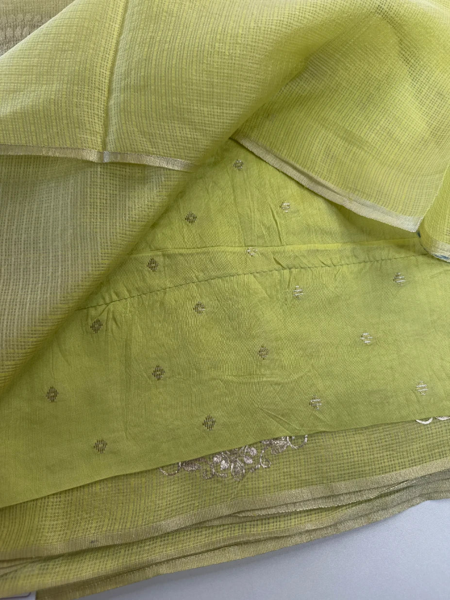 Silky kotta / ACN02/B
